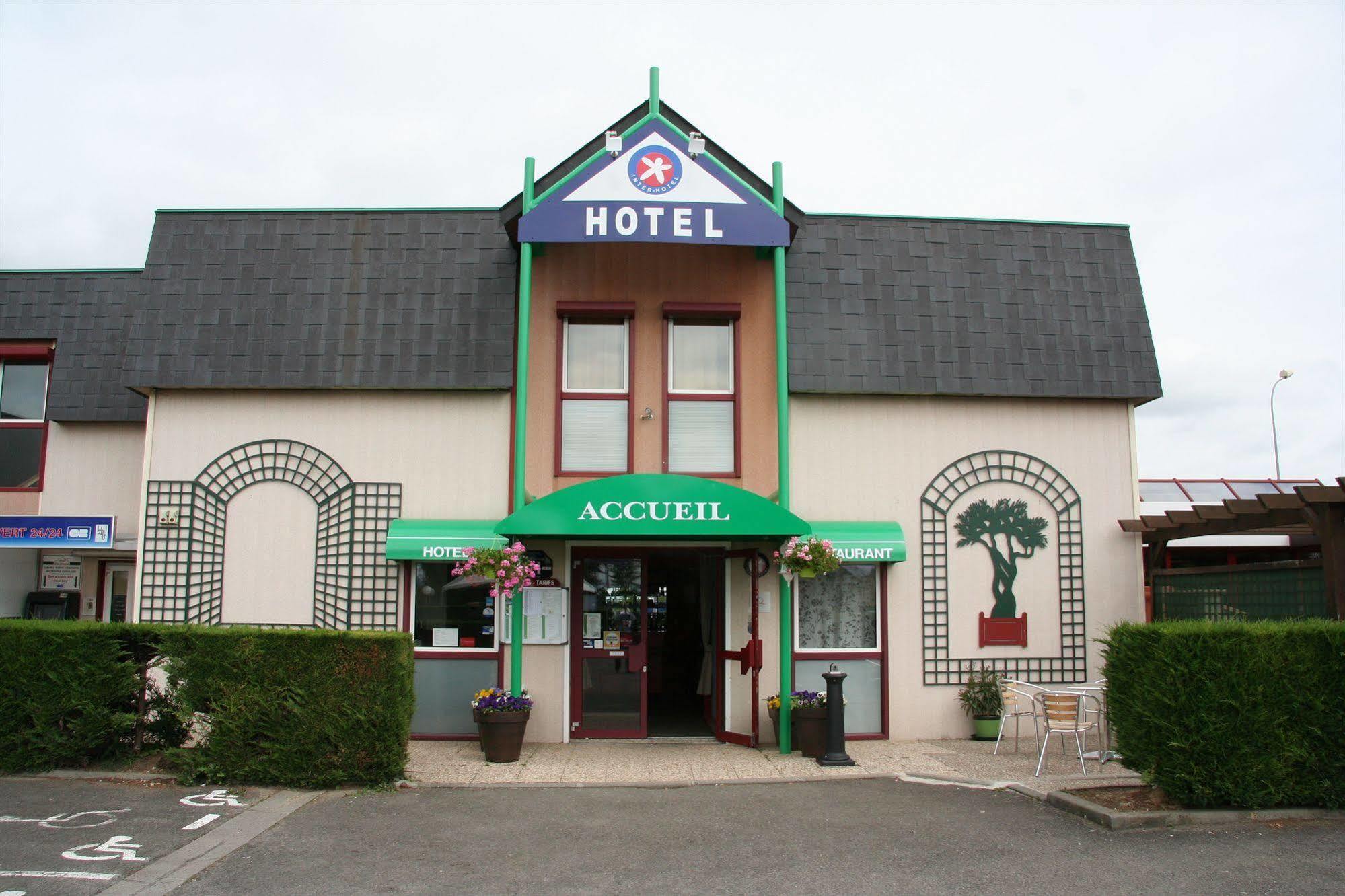 Brit Hotel Аржантан Екстериор снимка